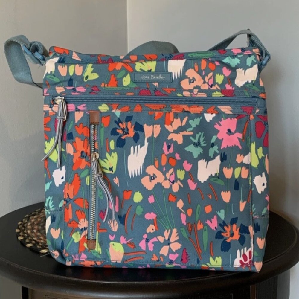 Vera Bradley Travel Ready Lighten Up Crossbody Hipster Super bloom Sketch